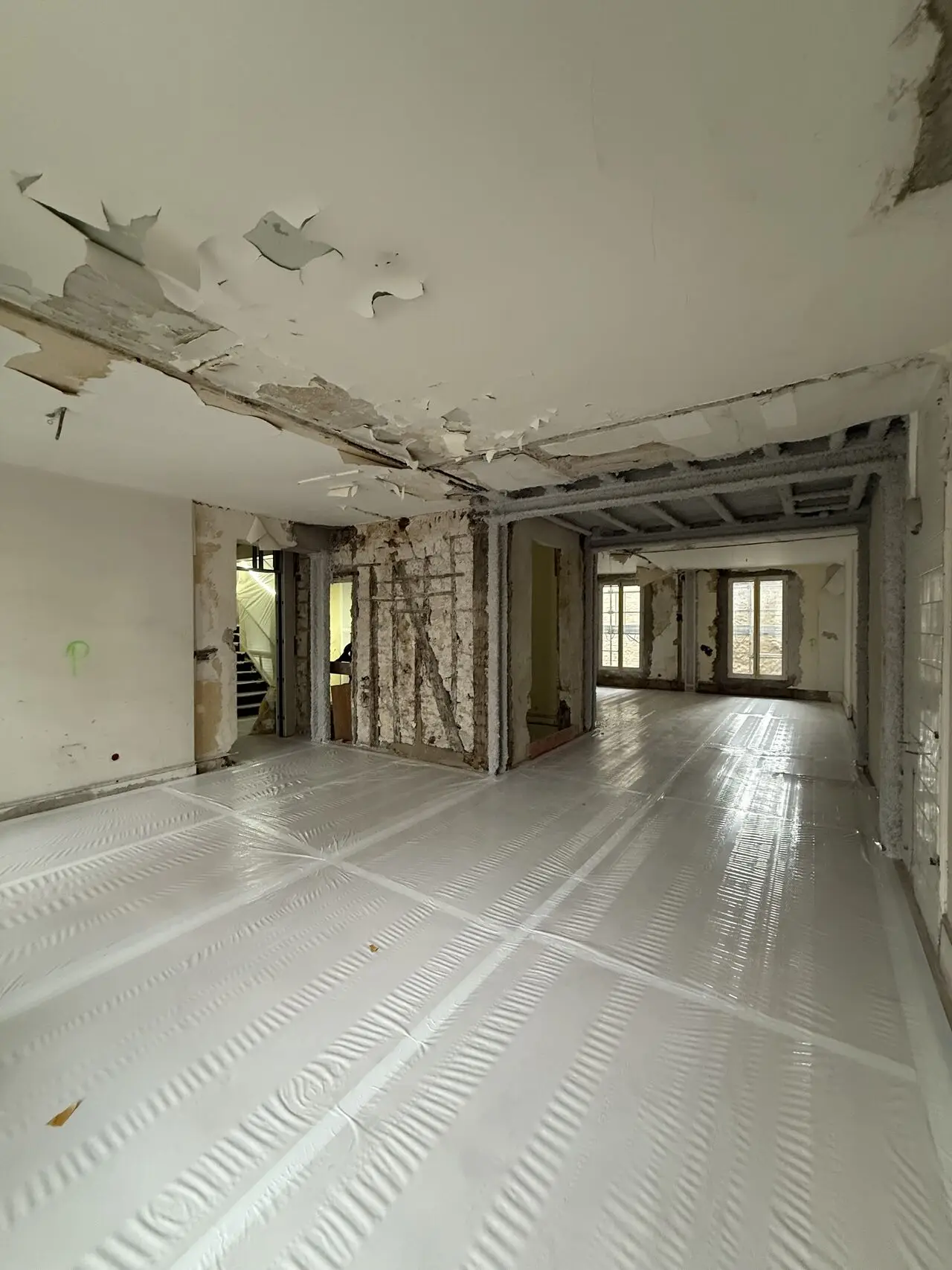 d&eacute;plombage pendant